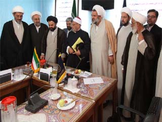 آية الله «أحمد كريمة»!