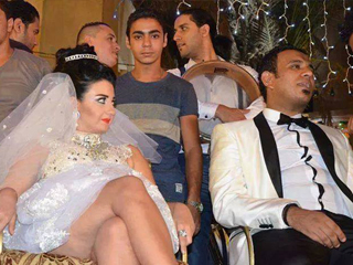 إخوان السبكى يسخرون من محلب فى «حديد» وينتقمون لشرف «هيفاء» فى «عمر وسلوى»