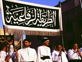 الرفاعية يطلبون المدد!