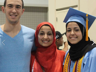 «الإرهاب» يغتال 3 مسلمين بأمريكا