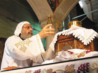 فرحة الكنيسة بـ«عيدية السيسى»
