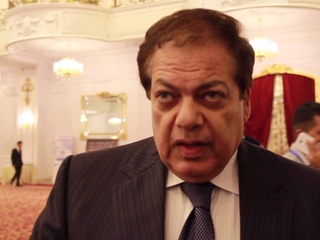 الحكومة تستغيث بـ«السيسى» من جبروت «أبوالعينين»