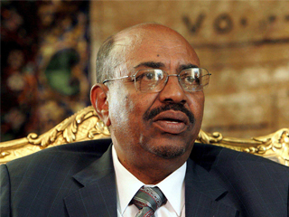 معارض سودانى: البشير يدعم إخوان مصر وليبيا.. وإسقاطه هو الحل