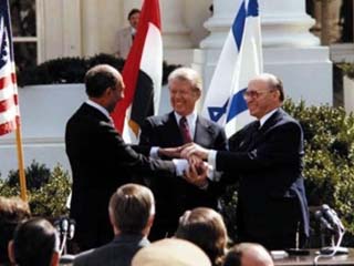 فى 6 أكتوبر انتصر الجيش وخسرت السياسة