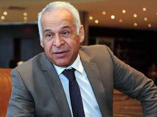 فرج عامر يضم «بواقى» الأهلى والزمالك إلى سموحة