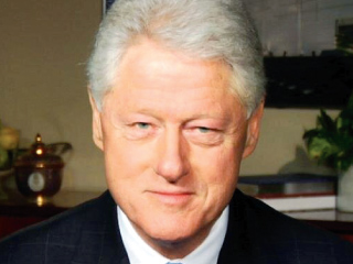 من هيلارى لترامب  يا أمريكانى لا تحزن