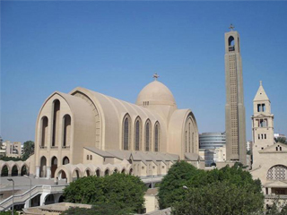 كنائس بدون صلبان!