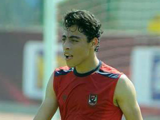 من ينافس أكرم توفيق