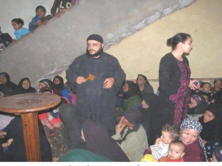 أساقفة المنيا «اتخانقوا» والأقباط اتشردوا