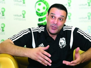 الحكام قبلى كانوا بيضربوا بعض بالسنج والمطاوى عصام عبدالفتاح: أخطاؤنا مستمرة و«مابخافش» من مرتضى(!)