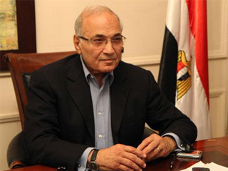 «شفيق».. الفريق الذى هزم نفسه!