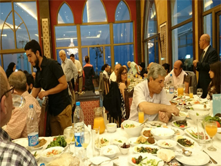 بالأرقام.. فاتورة إنفاق العرب على الطعام فى رمضان