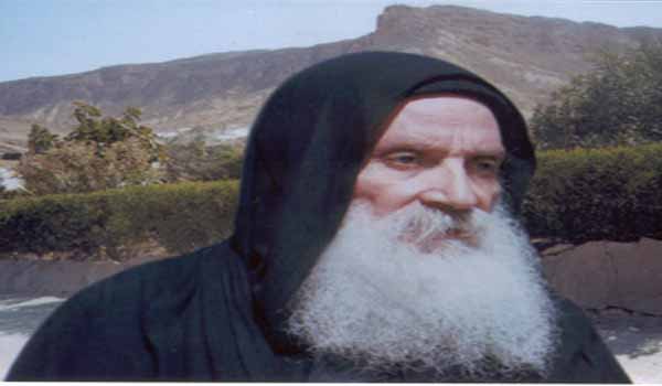 فى ذكراه الـ 12 الاغتيال الثانى للأب متى المسكين