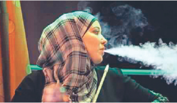 حتى لا يطير الدخان.. يامدام!