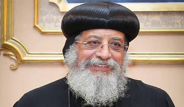 حرب «تصفية حسابات» جديدة مع البابا