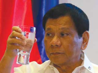 «دوتيريتى».. الرئيس المؤمن!