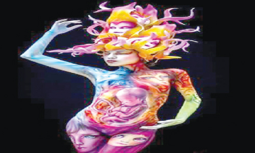 أفكار مجنونة على أجساد عارية