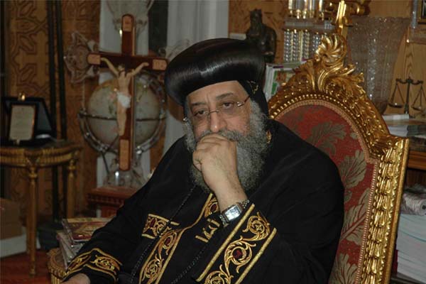 3 مؤامرة «عزل البابا»!