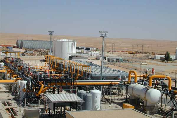 البدء فى تنفيذ أكبر مشروع لتكرير البترول بالصعيد