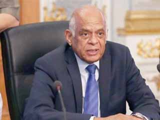 «تغيير الصفة الحزبية» يهدد قرارات البرلمان بالبطلان