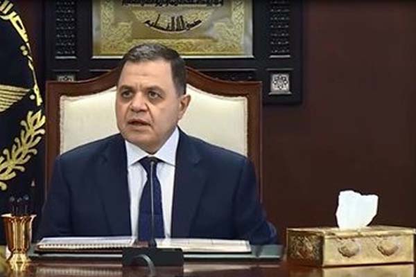 «الداخلية» تغلق 12 قناة فضائية تعمل من دون ترخيص