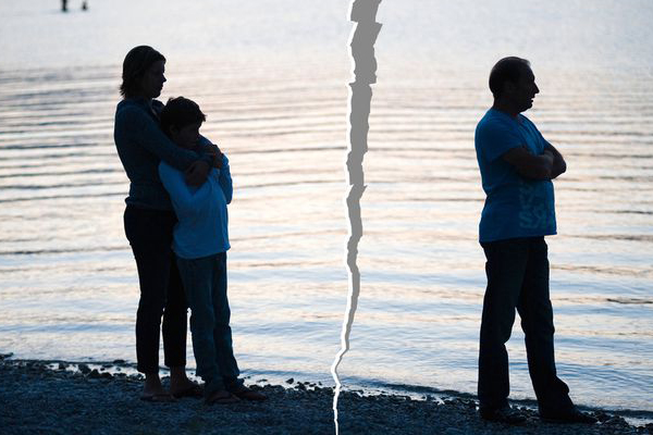 تجنب «أبغض الحلال»  بتأخير الإنجاب