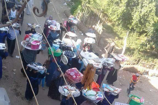 الزواج بـ«شنطة الملابس»!