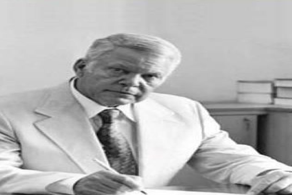 القصة الكاملة لاغتيال يوسف السباعى