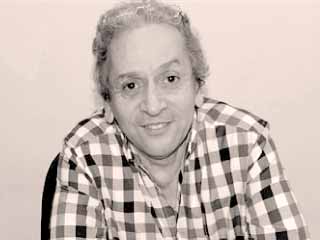عمر عبدالعزيز: النقابات مظلومة وأفضِّل الكوميديا السوداء