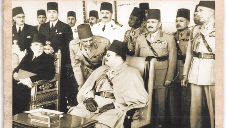 الملك فاروق كان يطلع بنفسه على المجلة قبل الطبع ولا توزع إلا بموافقته