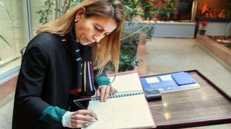 د. نوريا سانز مديرة المكتب الإقليمى لليونسكو فى القاهرة