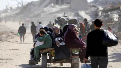 مصر قيادة وشعبًا لن تقبل المساس بسيادتها الوطنية أو الانخراط فى أى سيناريو ينتهك حقوق الفلسطينيين نواب وسياسيون: تهجير الفلسطينيين انتهاك للقانون الدولــــى وتصفية للقضية