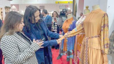 18 مليون مواطن يستفيدون من برنامج الدعم النقدى «تكافل وكرامة» د.مايا مرسى: برامج الحماية الاجتماعية تركز على تمكين الأسر ودعم الفئات الأكثر احتياجًا