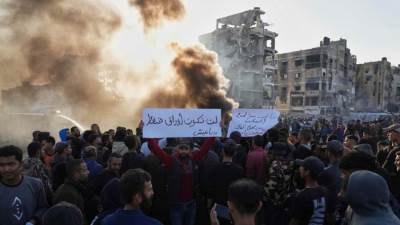 أبناء غزة يرفضون التهجير ويطالبون بوقف الإبادة الشعب يريد البقاء فى القطاع!