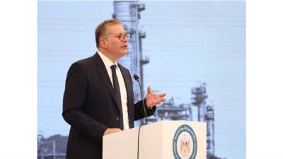 متحدث البترول يحرج الوزير