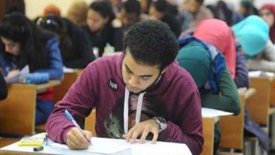 تحدثوا لـ«روزاليوسف» عن ضرورة تقديم الدعم النفسى للطلاب أولياء أمور :«الثانوية» كابوس لا ينتهى