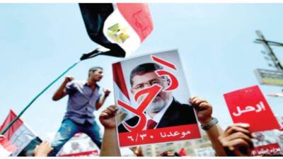 من الغضب إلى العزل : 24 ساعة غيرت وجه مصر