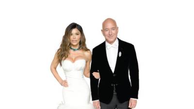 «بيزوس» يحتفل.. و«فينيسيا» تعترض