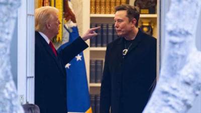 حرب «ترامب - ماسك»..  صدام السلطة والمال يربك المشهد الأمريكى