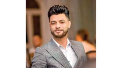 مغنـّون؟ بل مـُنافـِقون!