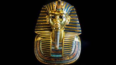 الملك الذهبى أيقونــــــــة المتحـــــف