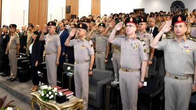 وزير الدفاع يشهد مناقشة البحث الرئيسى لمركز الدراسات الاستراتيجية للقوات المسلحة