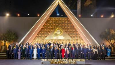 العالم مر من هنـــا