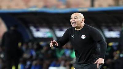  العميد يقود قطار المنتخب للنجمة الثامنة 