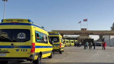 «معبر رفح».. بوابة الأمل المقيدة من الاحتلال 