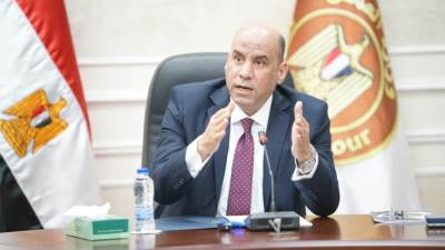 وزير العمل حسن رداد: الدولة تحمى عمالها رغم الأزمات العالمية 
