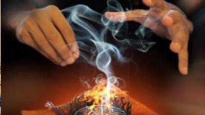 لماذا يصدق المصريون الخرافة؟