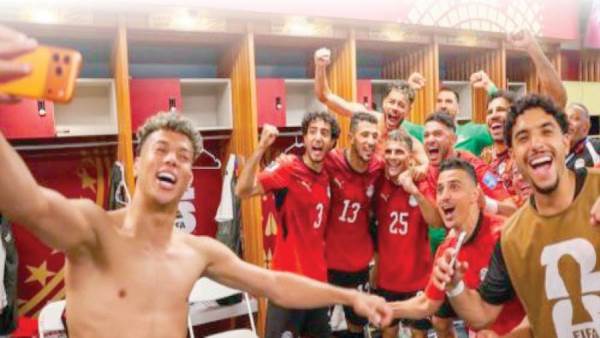 عندما غنى «محمد صلاح» عم المجال  كله!